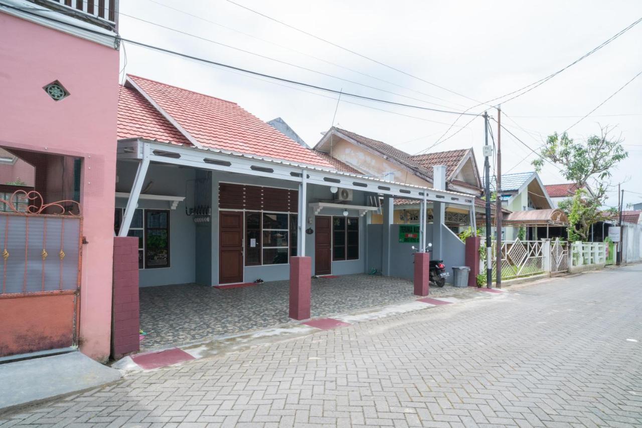 Koolkost Syariah Near Jalan Ahmad Yani Banjarmasin Hotel Sungai Lutus Ngoại thất bức ảnh